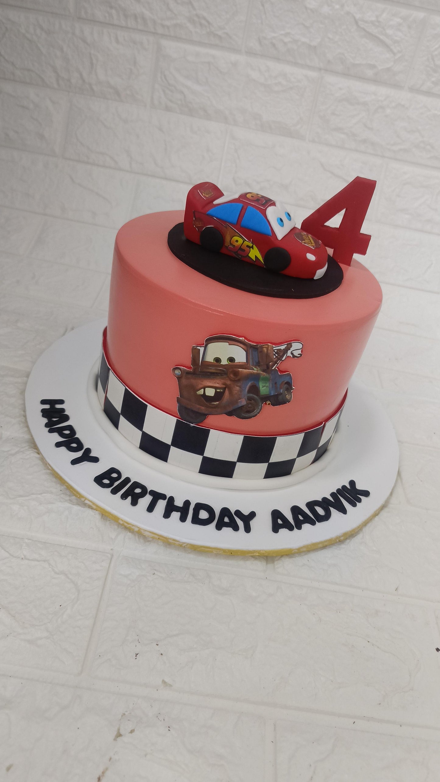 McQueen Theme Cake